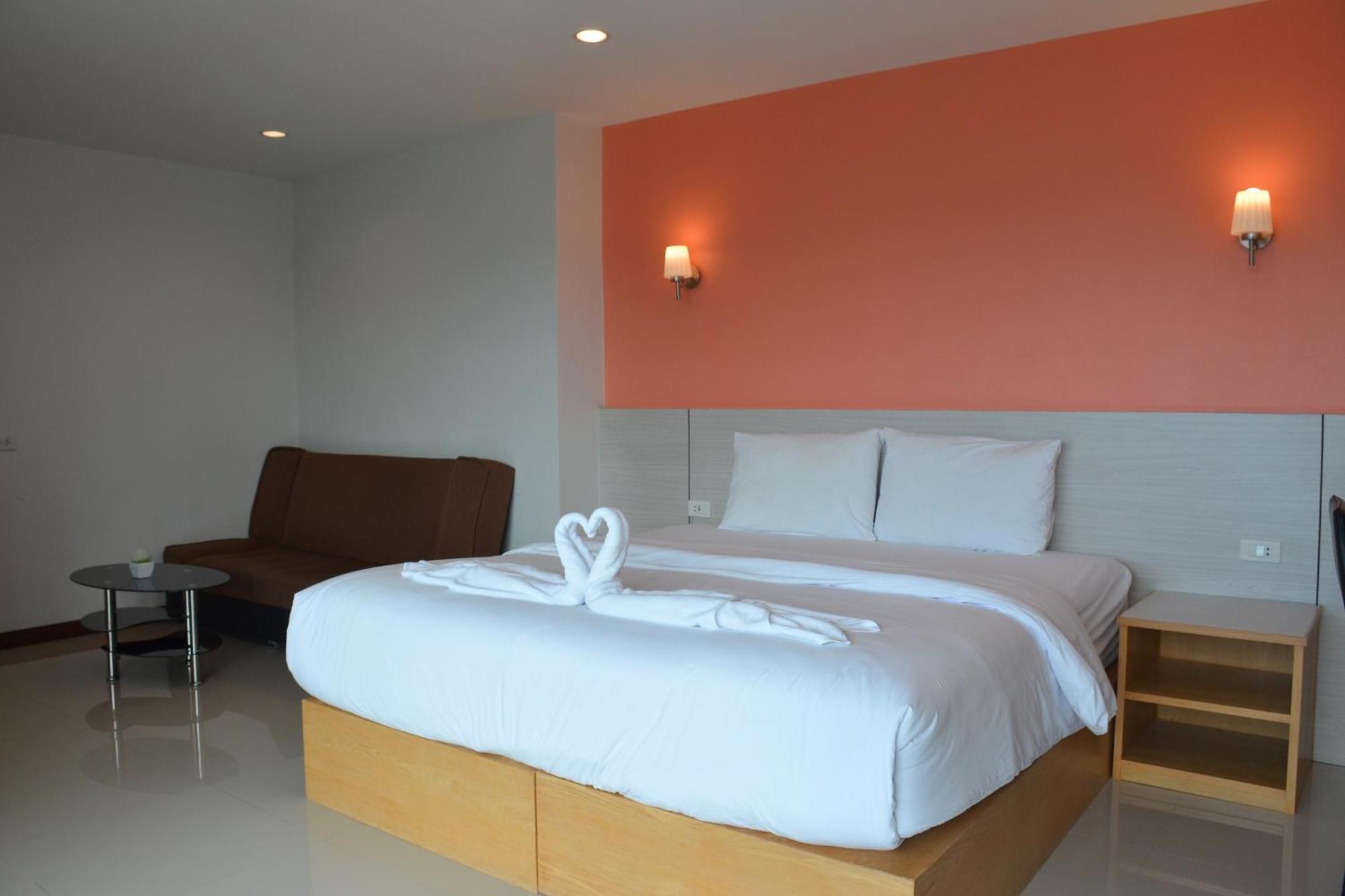 The Base Hua Hin Hotel Exterior photo